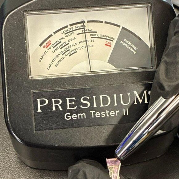 10K White Gold Semi-Precious Ring - Size 7==1.95 GRAMS== - Picture 3 of 12